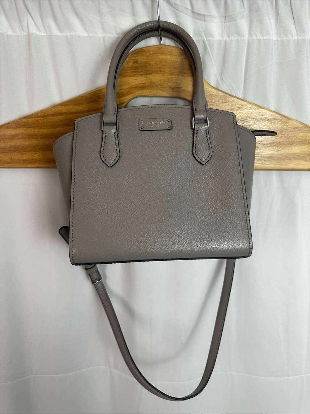 kate spade Gray Jeanne Leather Satchel with Detachable Strap - small - EUC